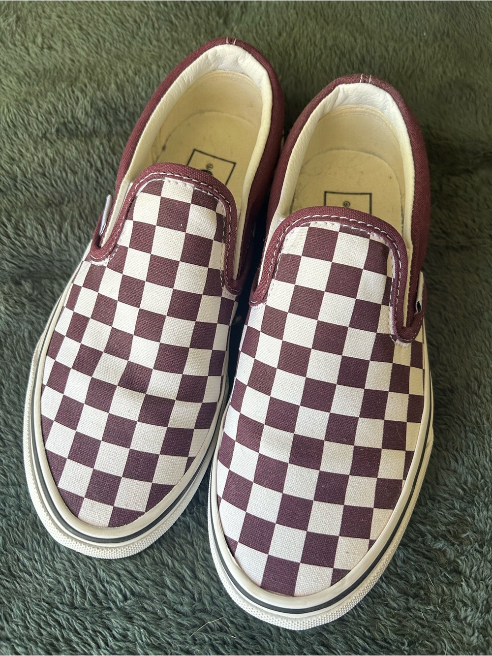 Vans Slip-On Checkerboard Sneakers in Burgundy and White 6